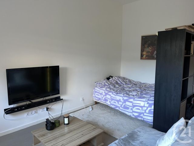 Appartement Studio à louer - 1 pièce - 37,93 m2 - Sotteville Les Rouen - 76 - HAUTE-NORMANDIE