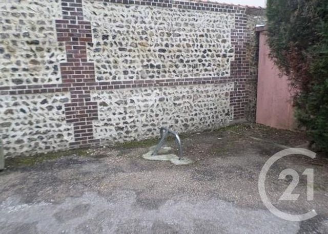 Parking à louer - 10 m2 - Rouen - 76 - HAUTE-NORMANDIE